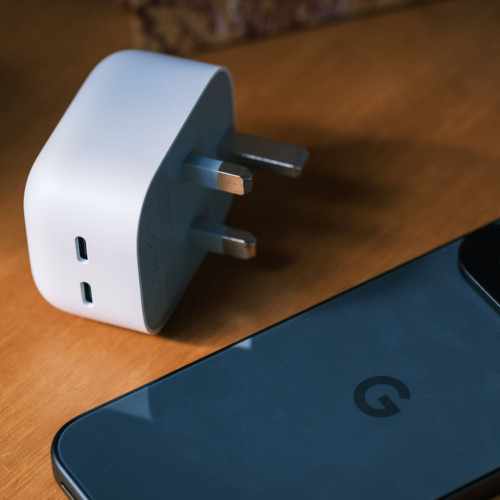 Google Pixel 67W Dual Charger